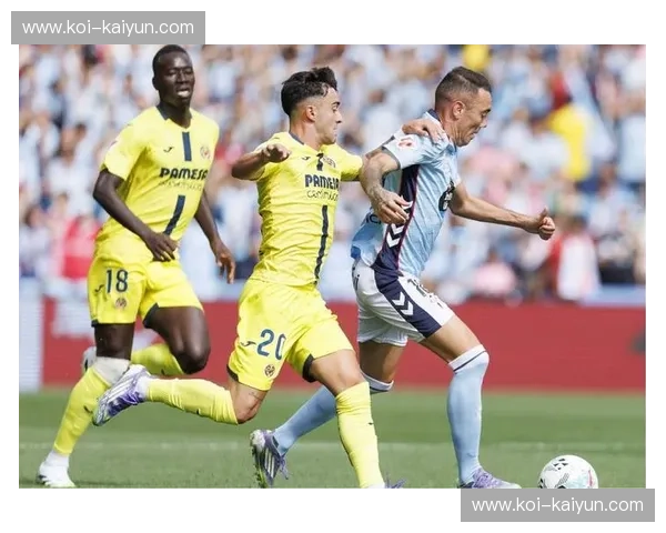 黄色潜水艇的蓝色梦想：比利亚雷亚尔与拉科鲁尼亚的绿茵史诗